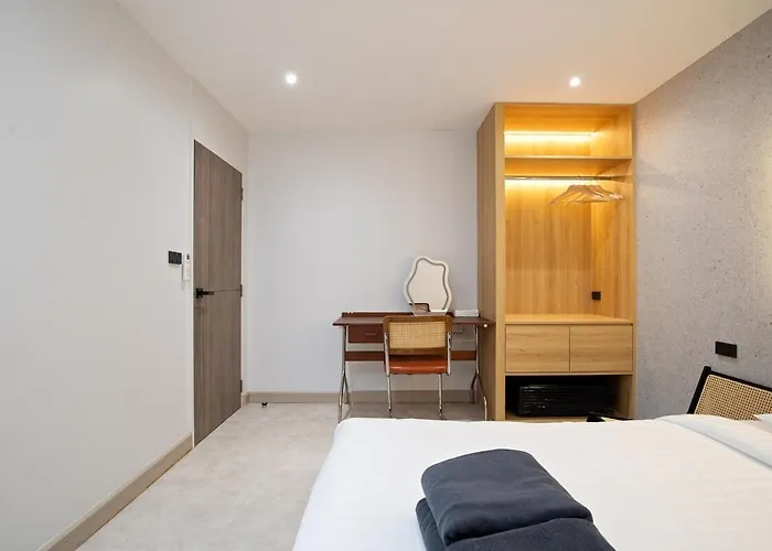 Townhouse At Sathu Pradit Road Apartment Bangkok