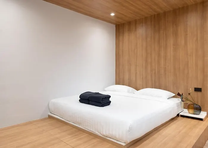 Townhouse At Sathu Pradit Road Bangkok