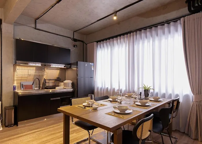 Townhouse At Sathu Pradit Road Apartment