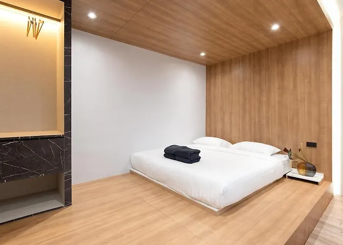Townhouse At Sathu Pradit Road Apartment *