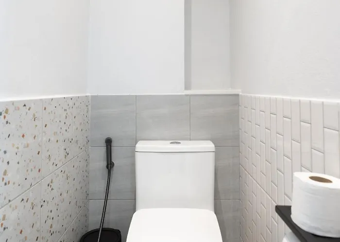 Apartment Townhouse At Sathu Pradit Road Bangkok