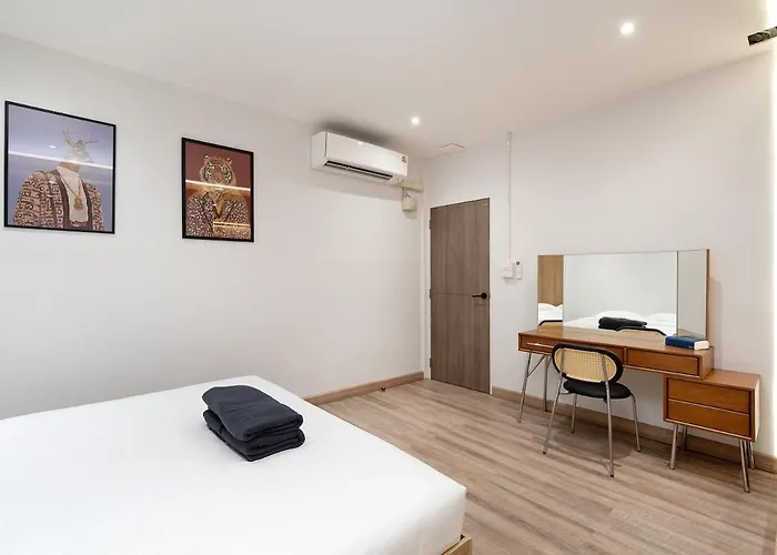Apartment Townhouse At Sathu Pradit Road