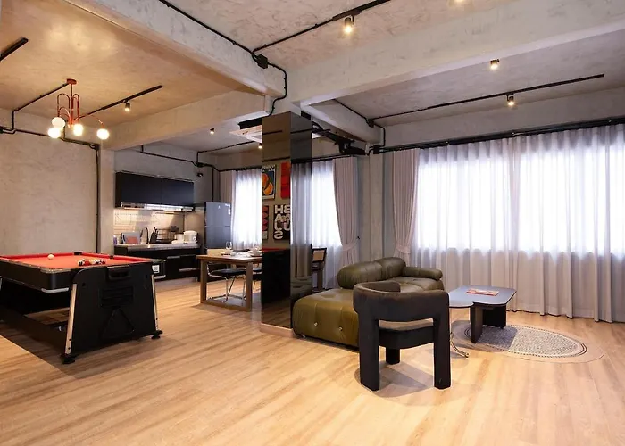 Apartment Townhouse At Sathu Pradit Road *