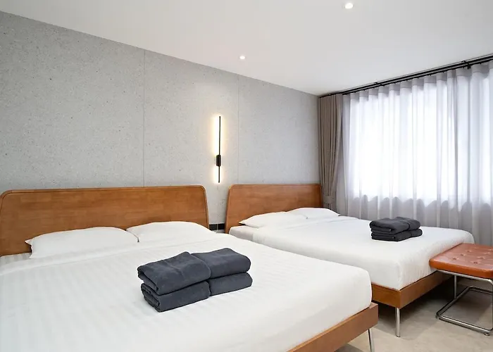 Townhouse At Sathu Pradit Road Bangkok