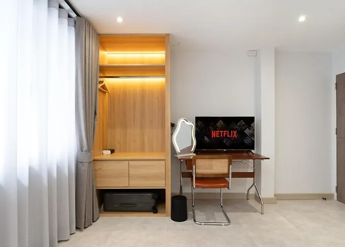 Apartment Townhouse At Sathu Pradit Road