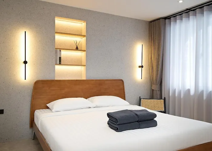Apartment Townhouse At Sathu Pradit Road *