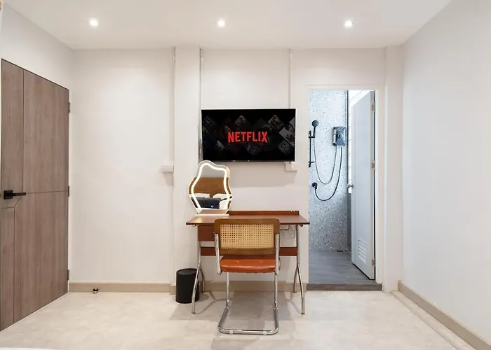 Townhouse At Sathu Pradit Road Apartment Bangkok