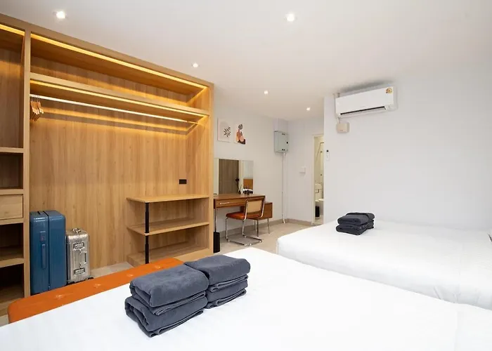Apartment Townhouse At Sathu Pradit Road