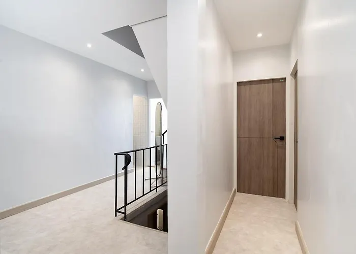 Townhouse At Sathu Pradit Road
